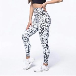 Balance Athletica Ascent Pant - Snow Leopard print